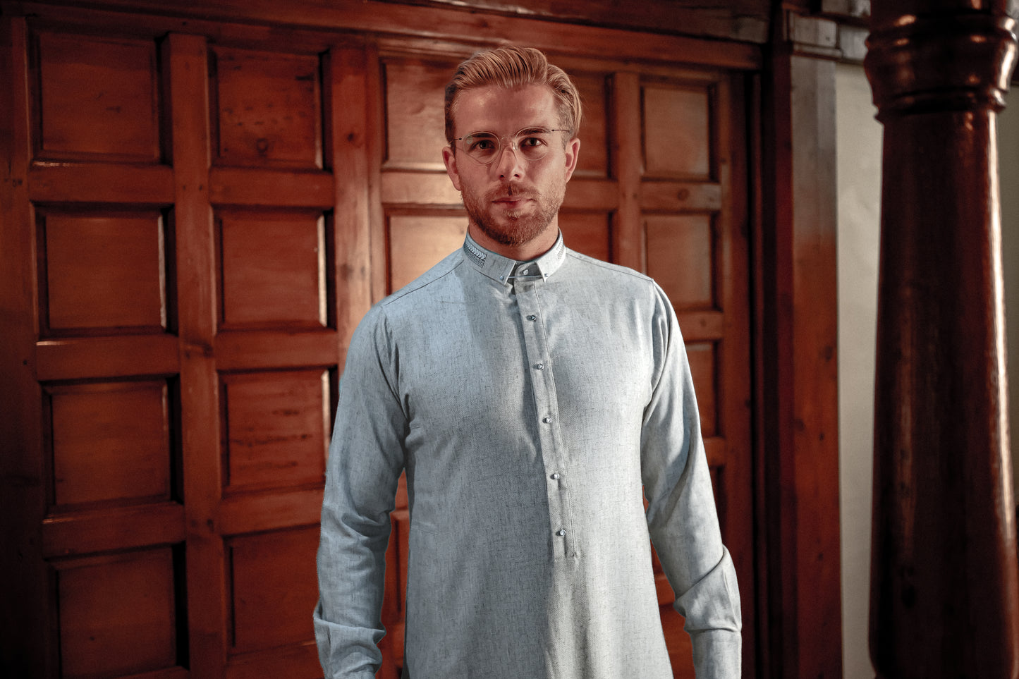 Sterling Grey Thobe – Exquisite Designer Islamic Wear from London